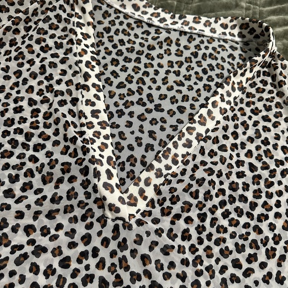 Chic Animal Print Ruffle Dress - Picture 3 of 3